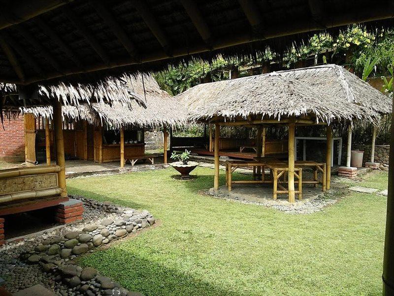 Bukit Alamanda Resort Гарут Екстериор снимка