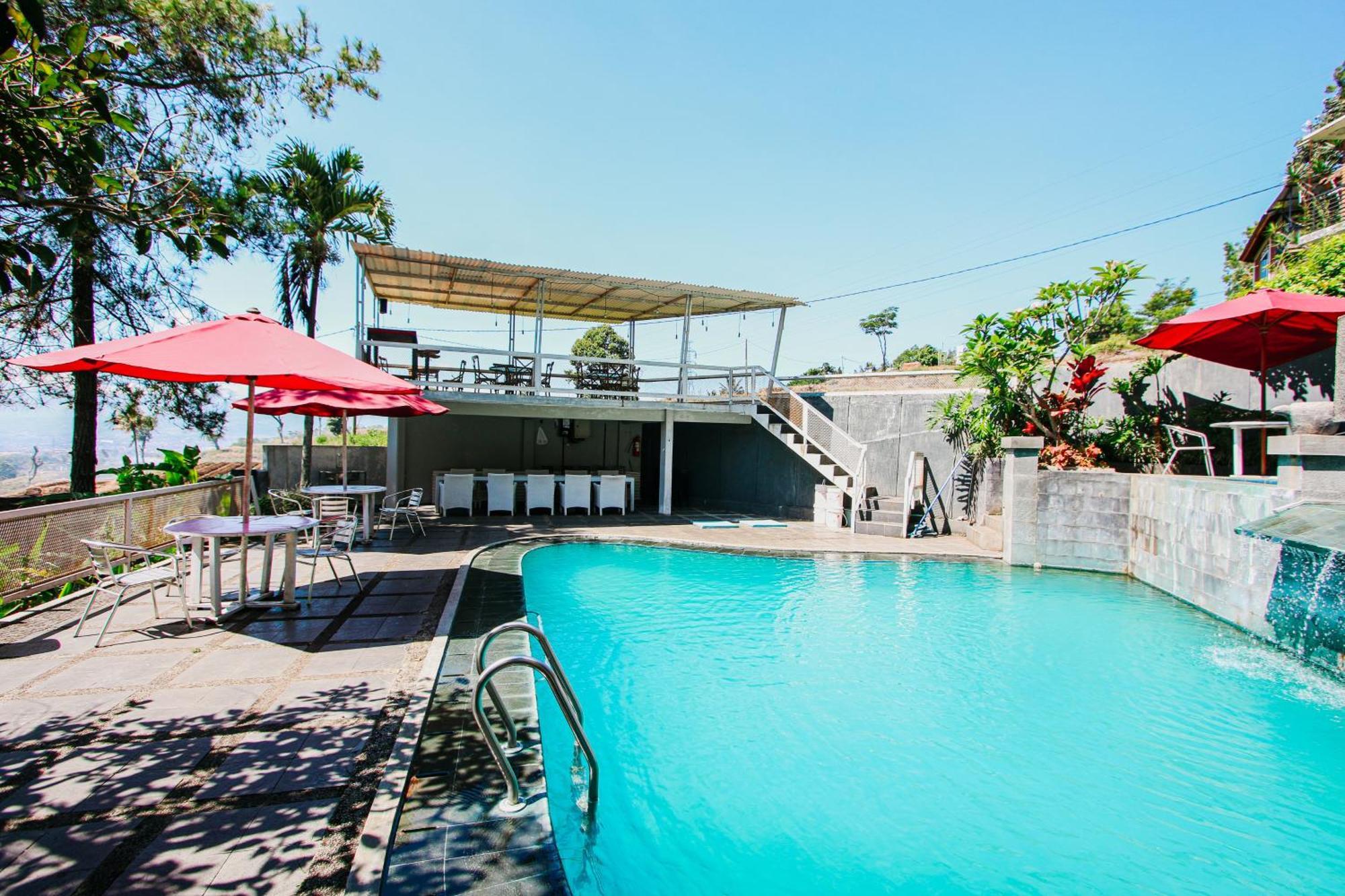 Bukit Alamanda Resort Гарут Екстериор снимка